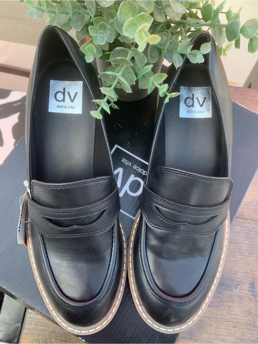 NIB Dolce vita slip on loafer black with lining